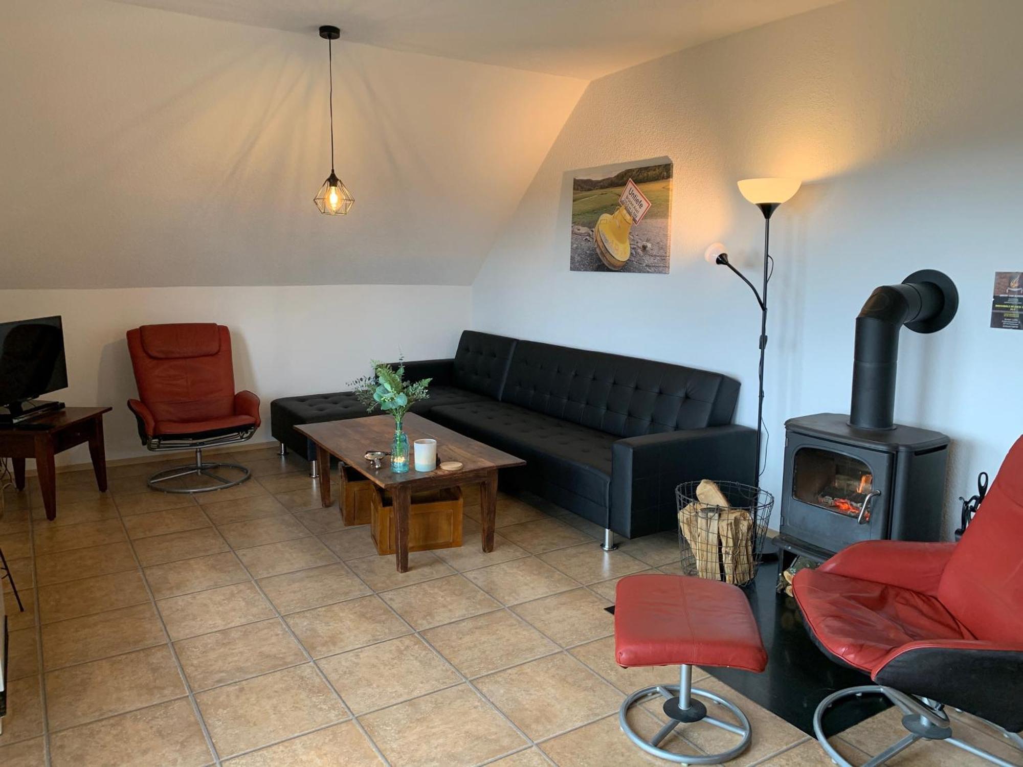 Ferienwohnung Lix direkt am Waldrand Frankenau Exterior foto